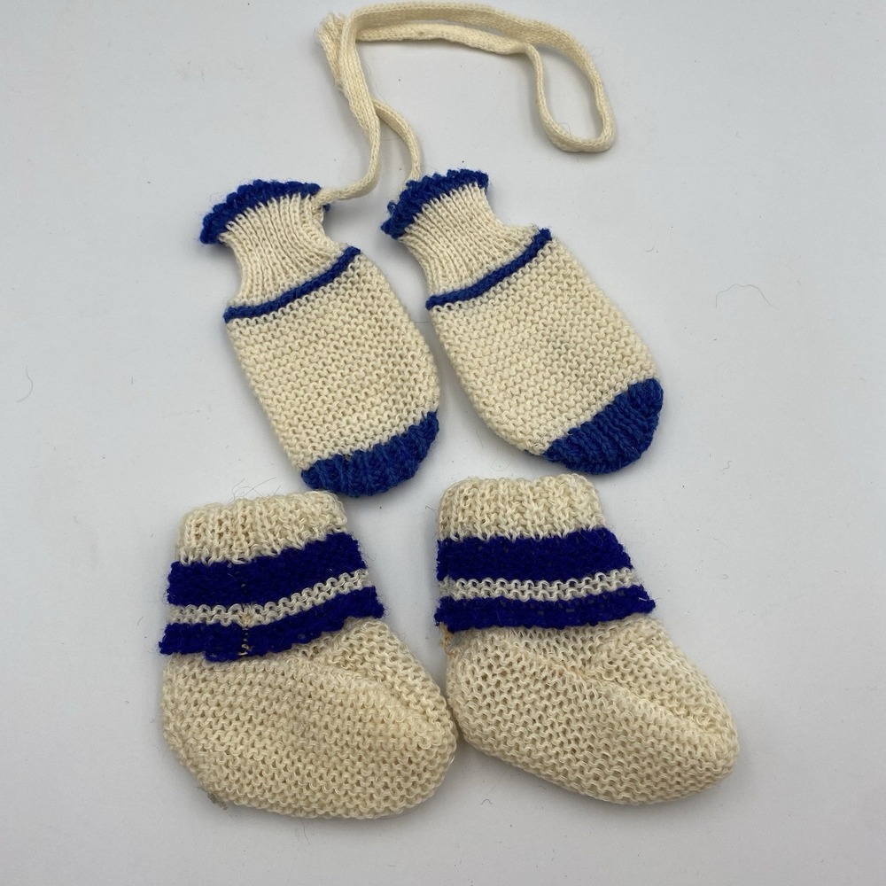 Vintage Baby Knit‎ Booties & Mittens Set Cream Blue Handmade 0-3 Months 1950s